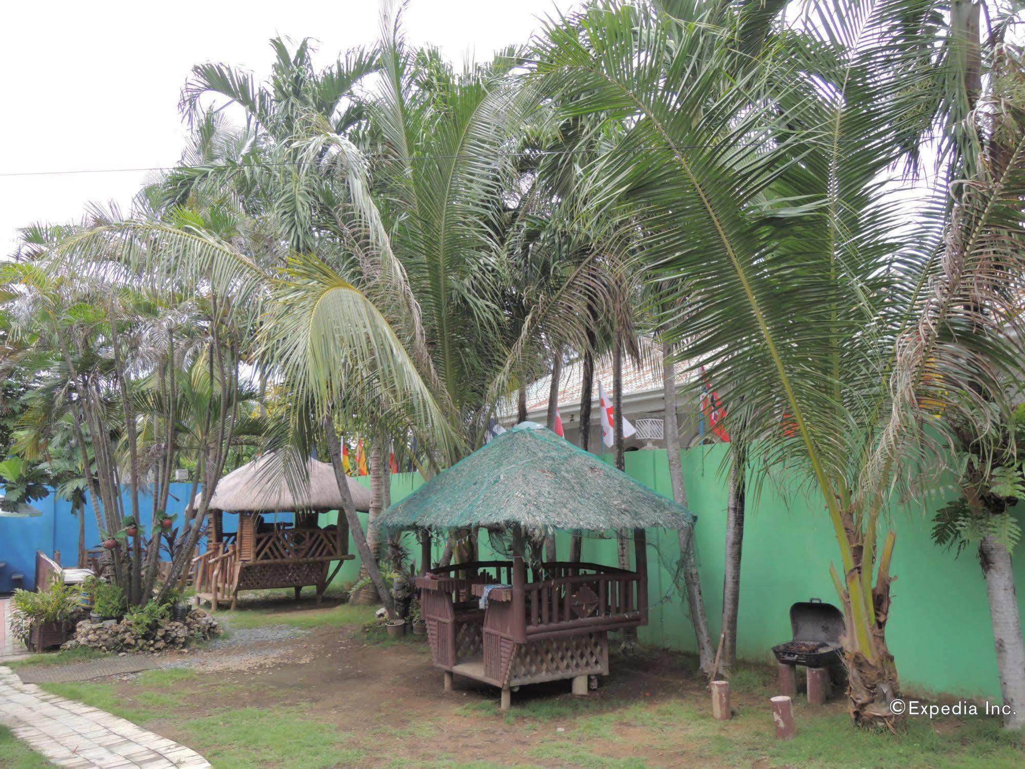 Resort Cebu Liloan Exterior photo