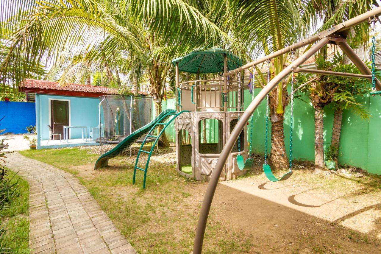 Resort Cebu Liloan Exterior photo